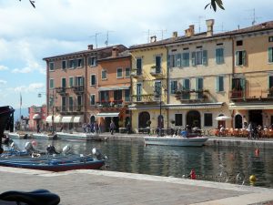 Lazise promenade